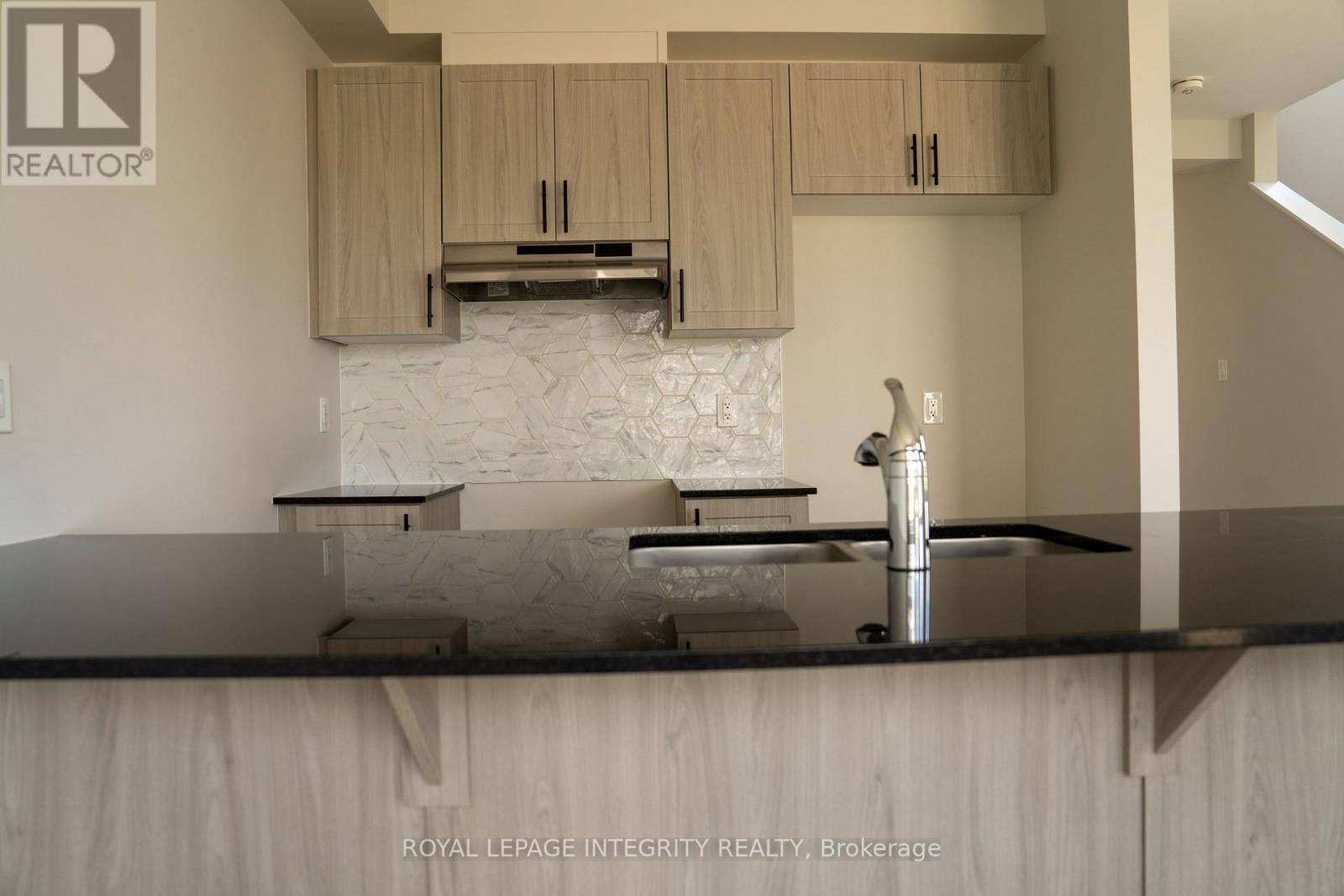 735 Haflinger Row, Ottawa, Ontario  K0A 2Z0 - Photo 8 - X13551980