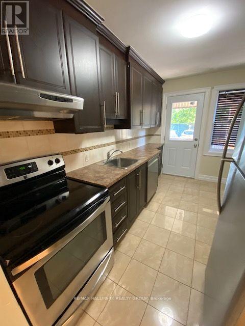1 - 570 Gladstone Avenue, Ottawa, Ontario  K1R 5P3 - Photo 3 - X13552088