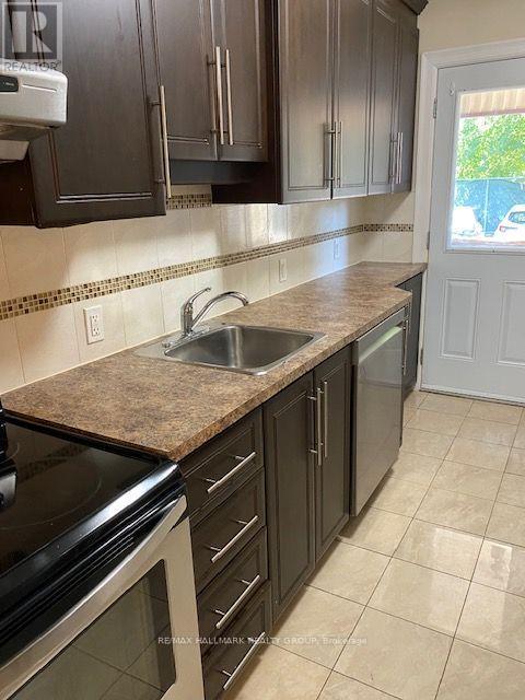 1 - 570 Gladstone Avenue, Ottawa, Ontario  K1R 5P3 - Photo 4 - X13552088