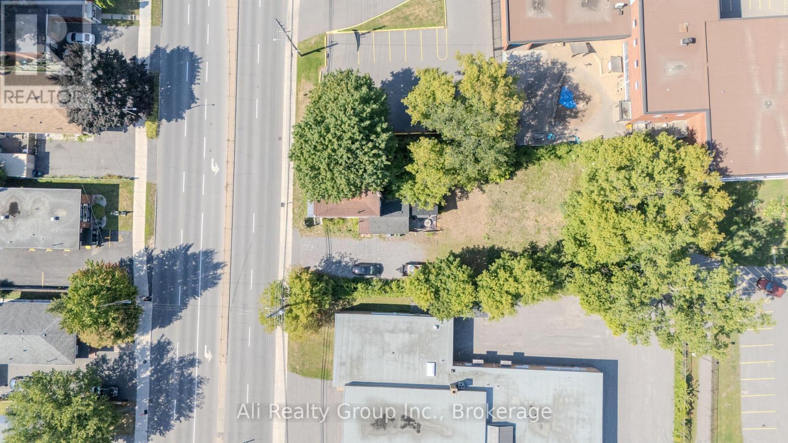 713 St Laurent Boulevard, Ottawa, Ontario  K1K 3A6 - Photo 5 - X13552120