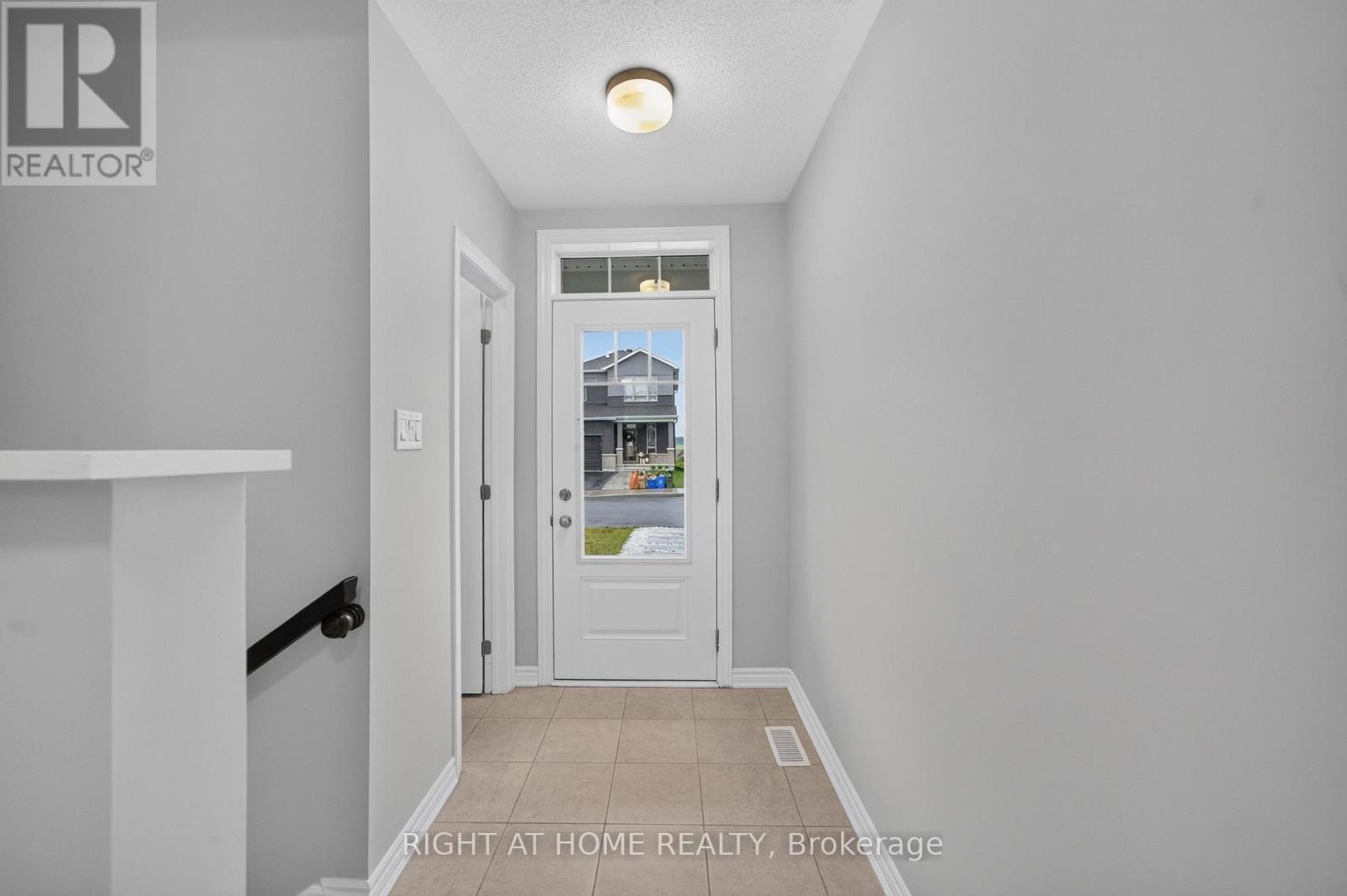 263 Sweetvalley Drive, Ottawa, Ontario  K4A 5J5 - Photo 4 - X13552160