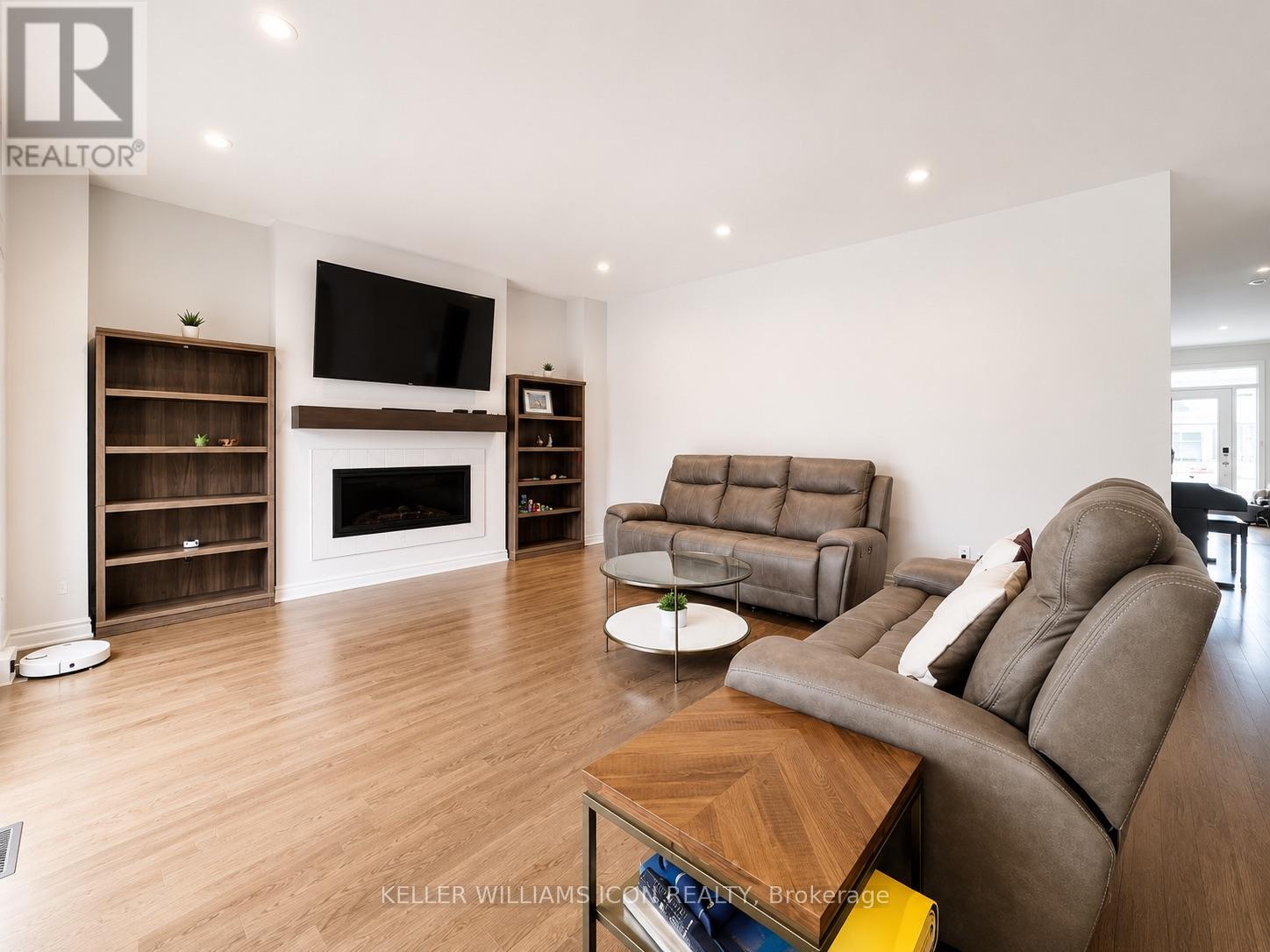 916 Ralph Hennessy Avenue, Ottawa, Ontario  K4M 1B2 - Photo 7 - X13552186