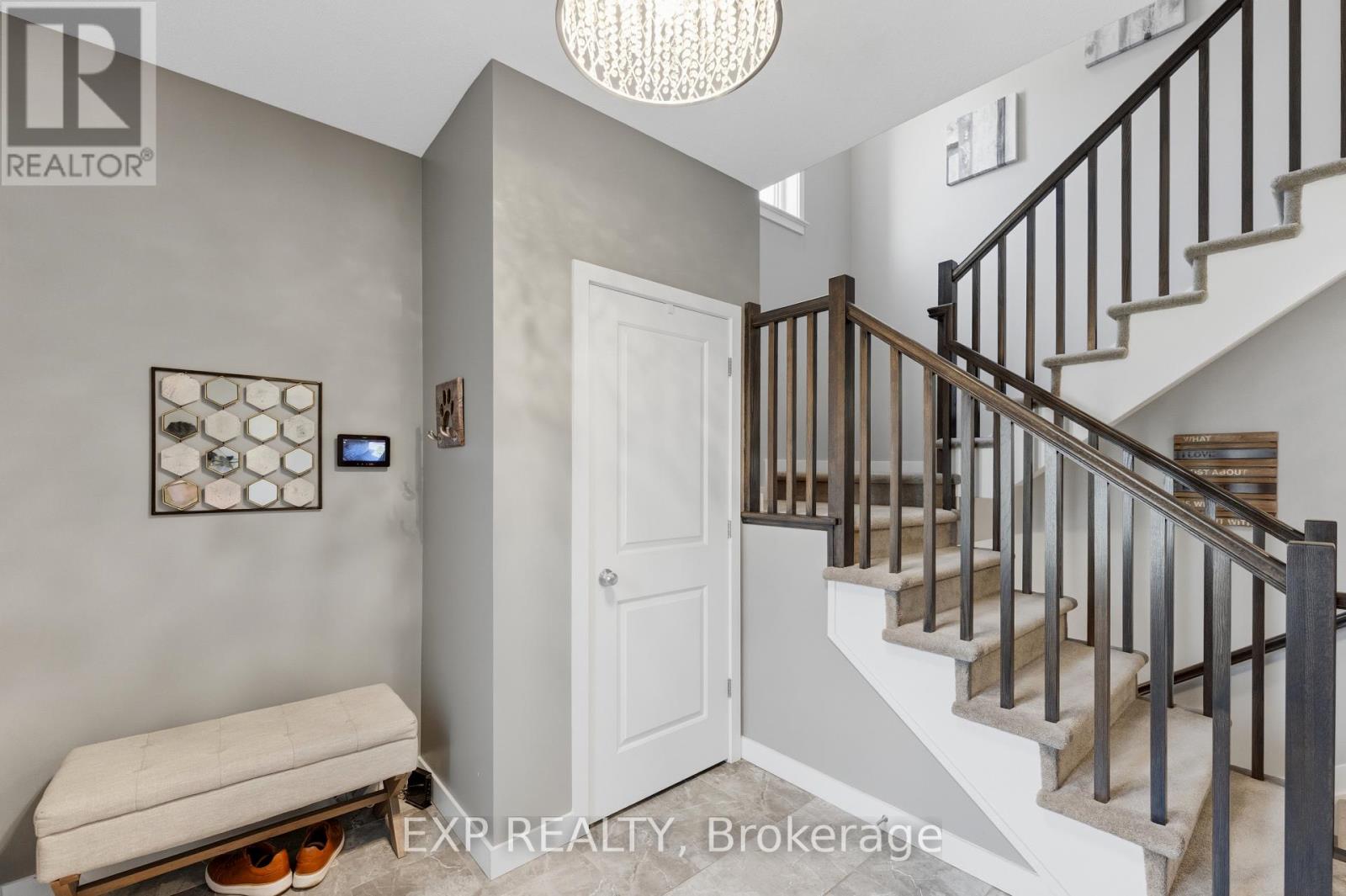307 Oxer Place, Ottawa, Ontario  K2V 0C6 - Photo 4 - X13552200
