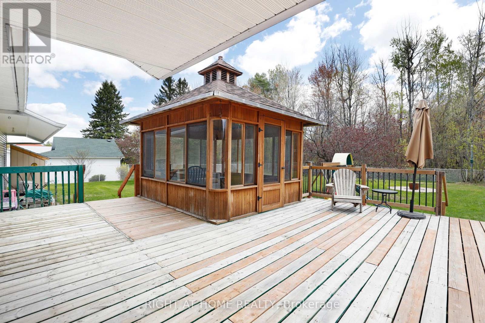 902 Rue Elizabeth Street, Alfred And Plantagenet, Ontario  K0B 1C0 - Photo 23 - X13552236