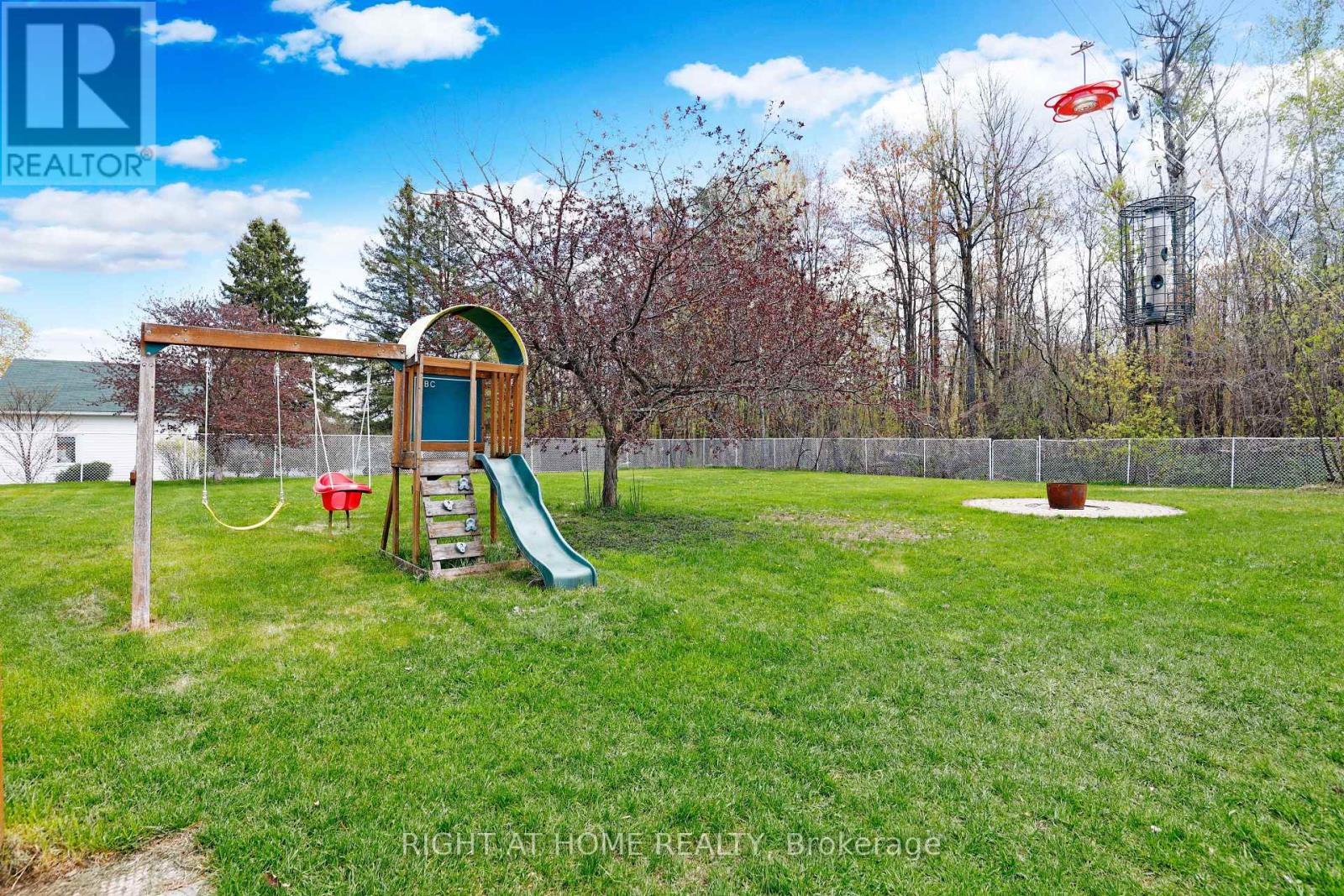 902 Rue Elizabeth Street, Alfred And Plantagenet, Ontario  K0B 1C0 - Photo 27 - X13552236