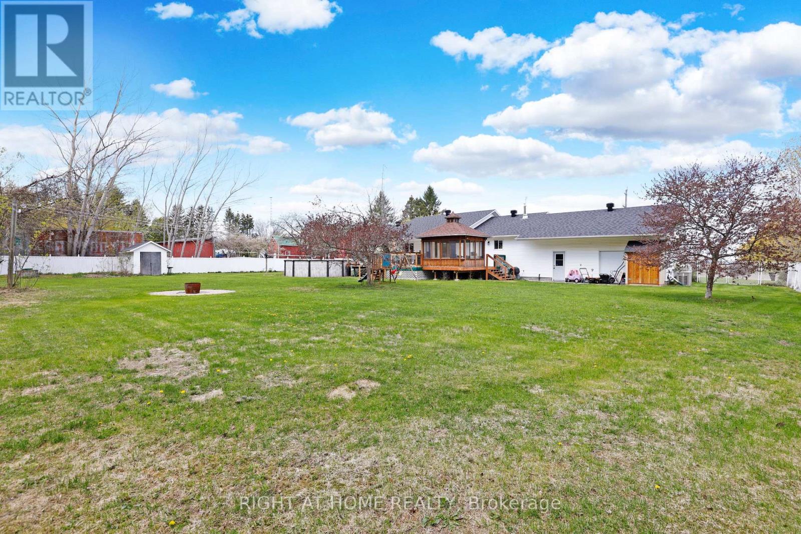 902 Rue Elizabeth Street, Alfred And Plantagenet, Ontario  K0B 1C0 - Photo 29 - X13552236