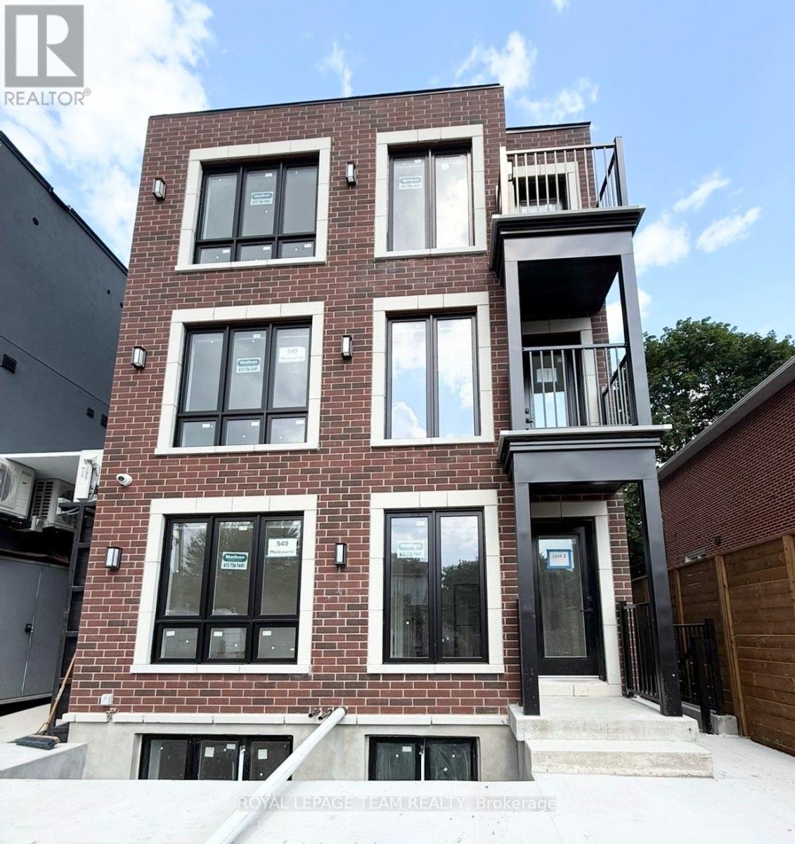5 - 549 Melbourne Avenue, Ottawa, Ontario  K2A 1W7 - Photo 1 - X13552252