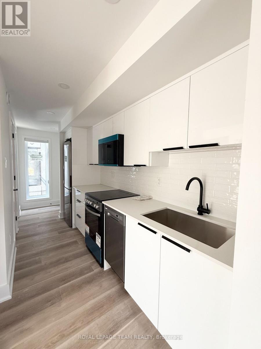 5 - 549 Melbourne Avenue, Ottawa, Ontario  K2A 1W7 - Photo 6 - X13552252