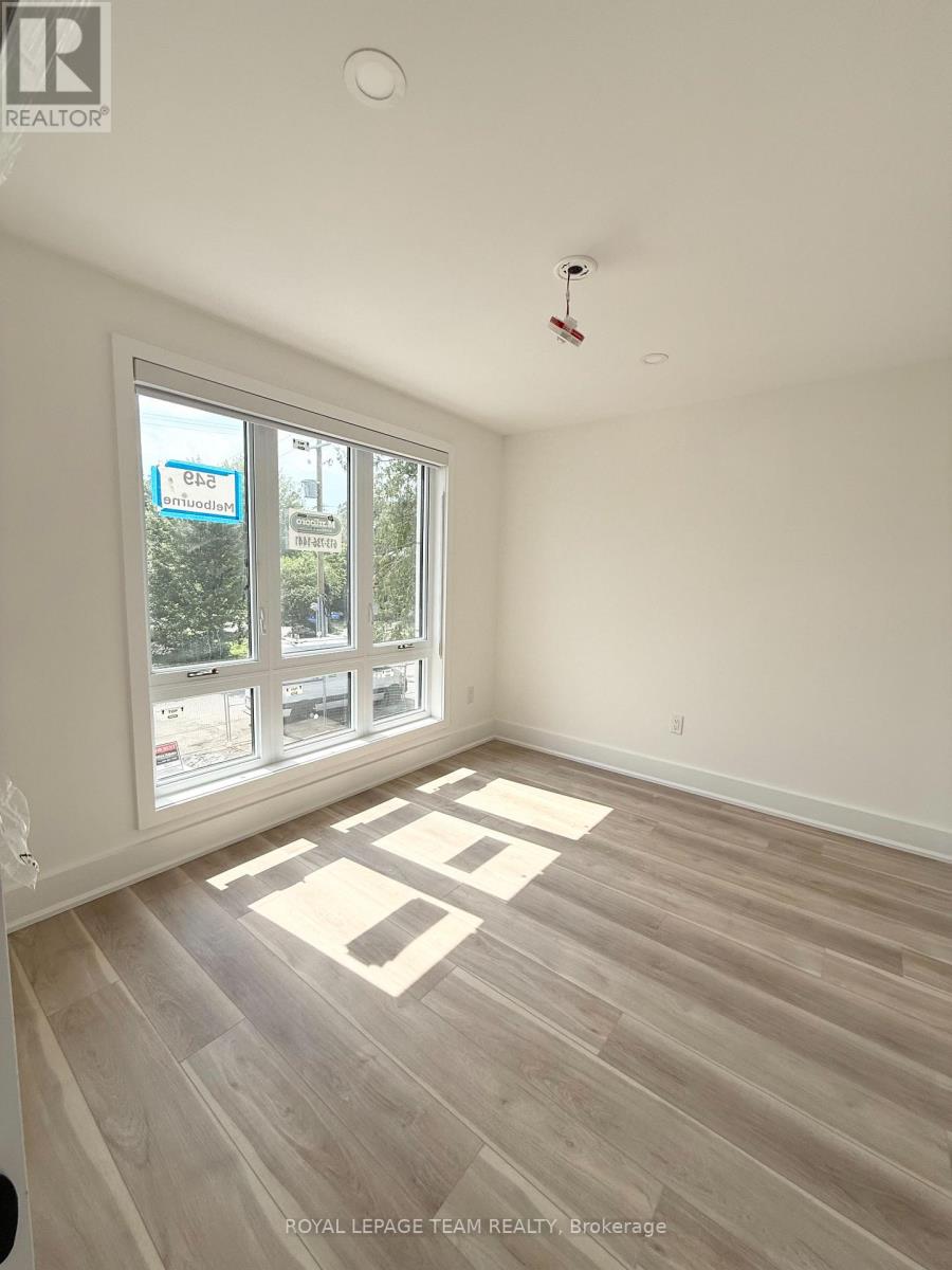 5 - 549 Melbourne Avenue, Ottawa, Ontario  K2A 1W7 - Photo 8 - X13552252