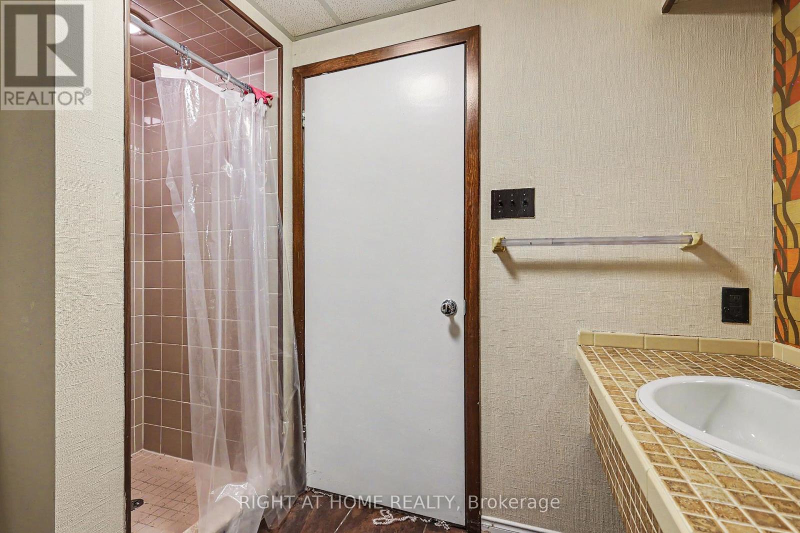 1640 Fisher Avenue, Ottawa, Ontario  K2C 1X6 - Photo 18 - X13552464