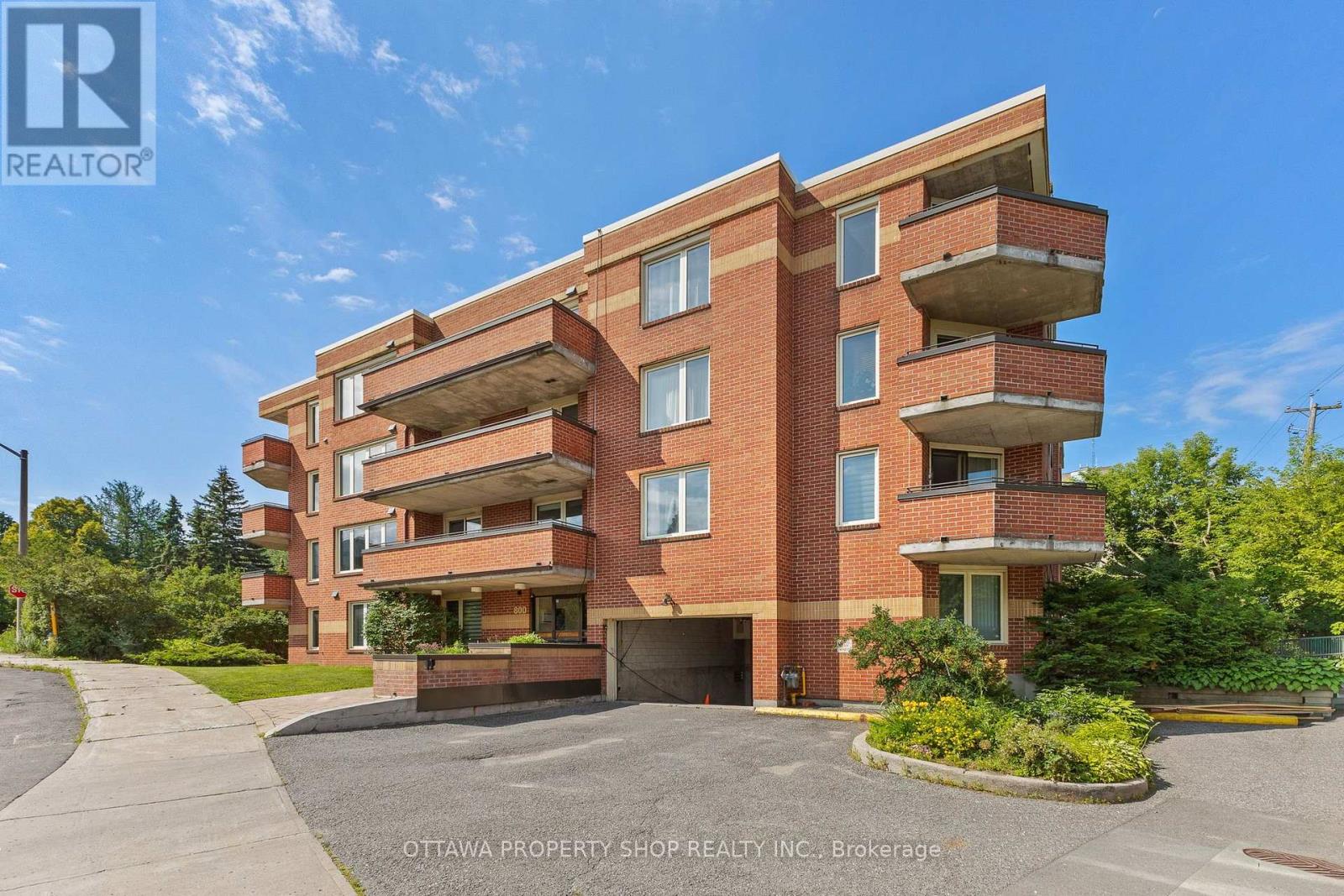 204 - 800 Mckellar Avenue, Ottawa, Ontario  K2A 2X5 - Photo 1 - X13552538
