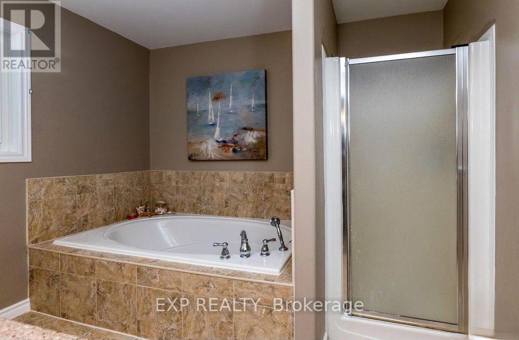 11 Pepperidge Way, Ottawa, Ontario  K2K 3B6 - Photo 9 - X13552544