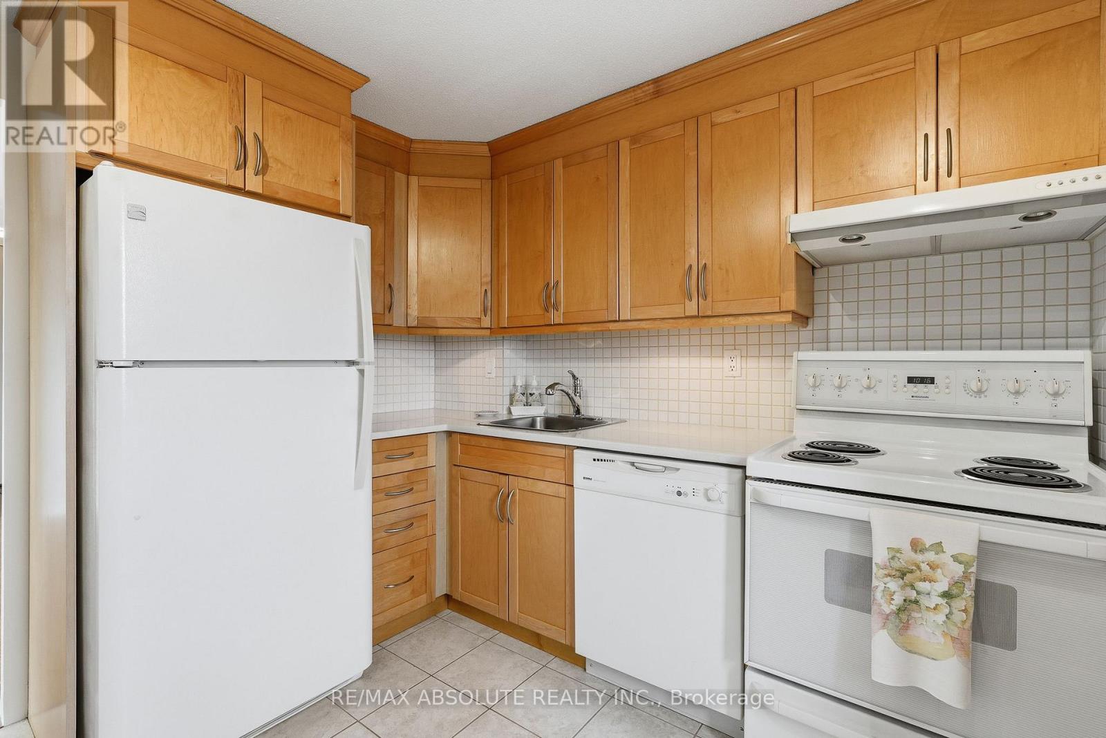 1010 - 915 Elmsmere Road, Ottawa, Ontario  K1J 8H8 - Photo 16 - X13552928