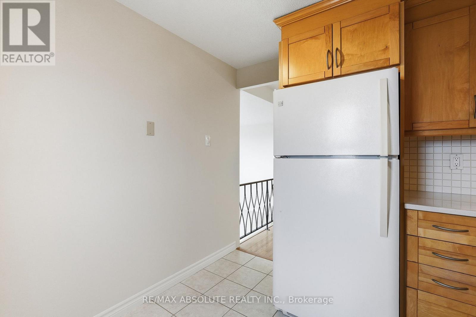 1010 - 915 Elmsmere Road, Ottawa, Ontario  K1J 8H8 - Photo 17 - X13552928