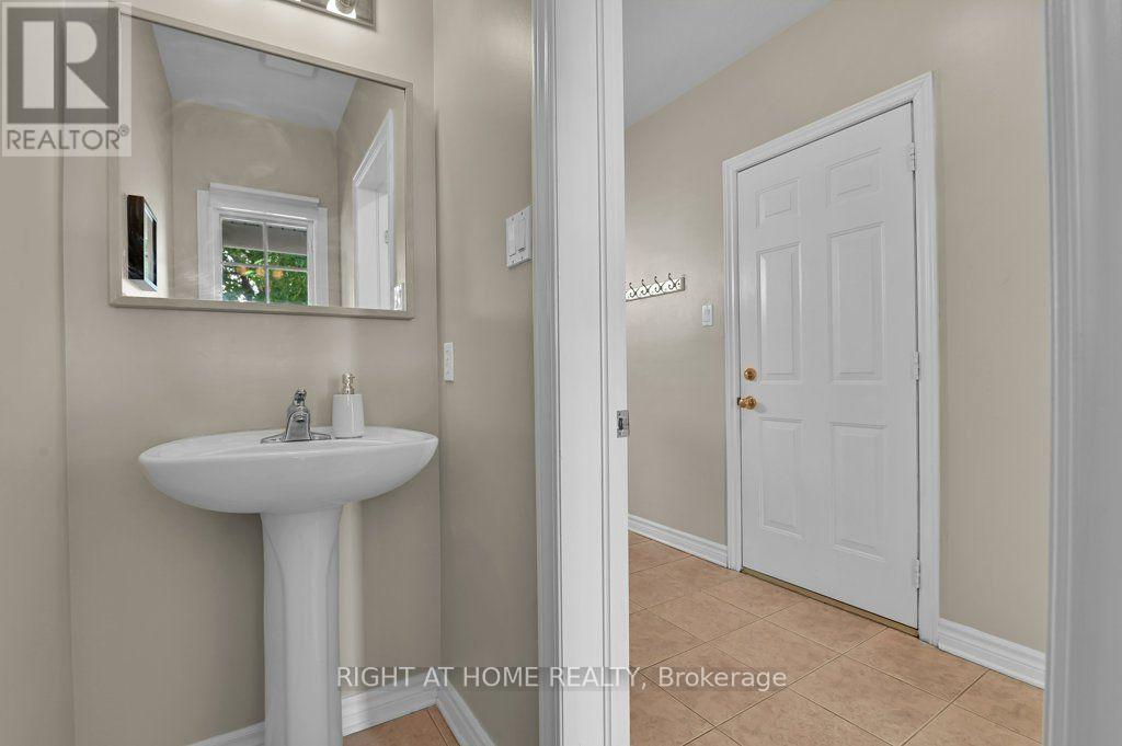 198 Deerfox Drive, Ottawa, Ontario  K2J 4W8 - Photo 5 - X13553130
