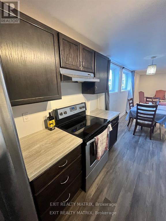 B - 1557 Belcourt Boulevard, Ottawa, Ontario  K1C 1M3 - Photo 16 - X13553662