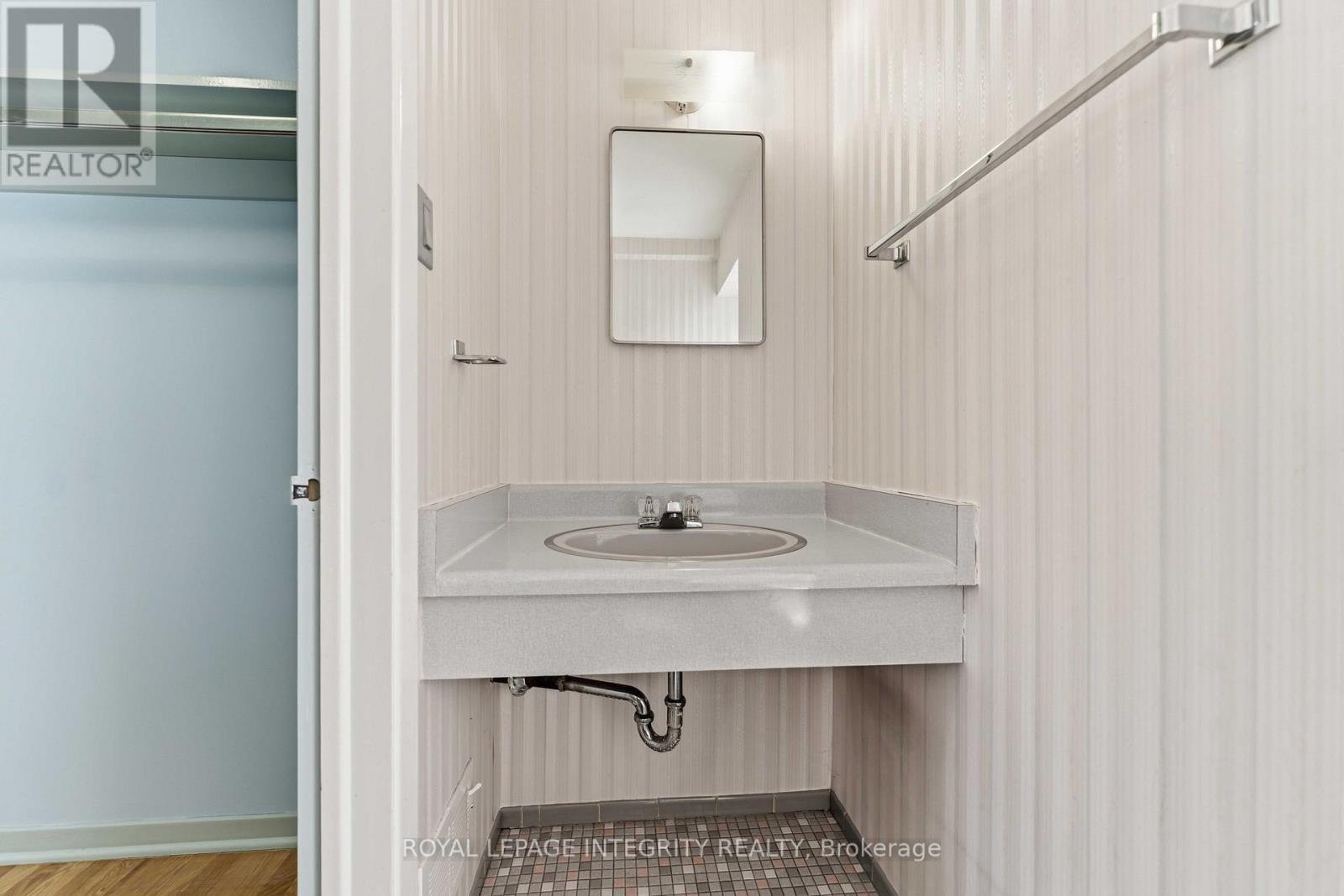 1842 Playfair Drive, Ottawa, Ontario  K1H 5S1 - Photo 22 - X13553736