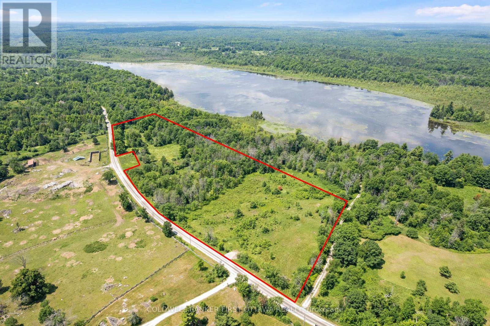 476 Ennis Road, Tay Valley, Ontario  K0G 1A0 - Photo 2 - X13553754