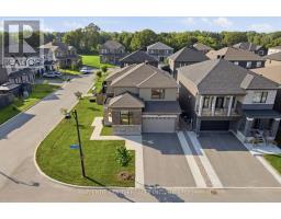 8 ASCARI ROAD, Ottawa, Ontario