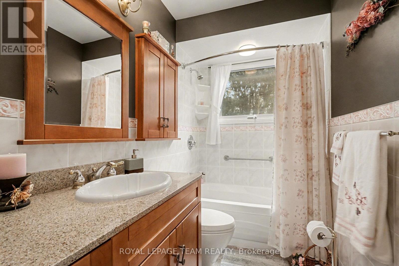 30 Juniper Court, Ottawa, Ontario  K2E 5M6 - Photo 13 - X13554386