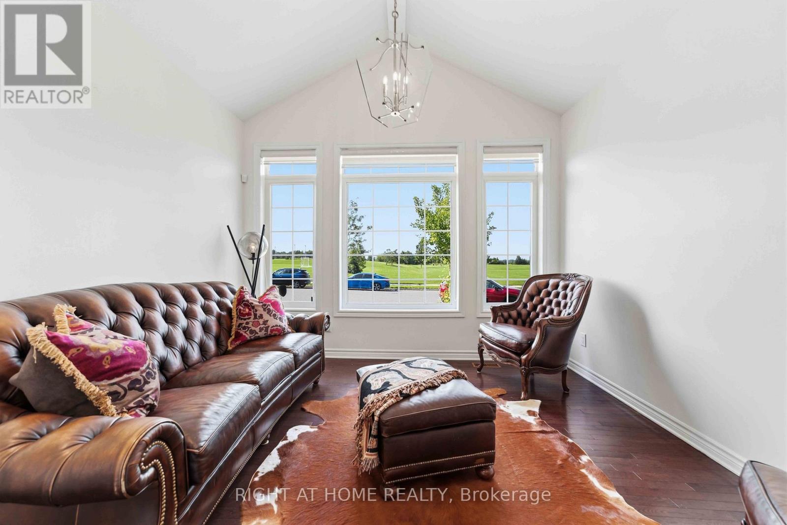 935 Rotary Way, Ottawa, Ontario  K1T 0L2 - Photo 4 - X13554534