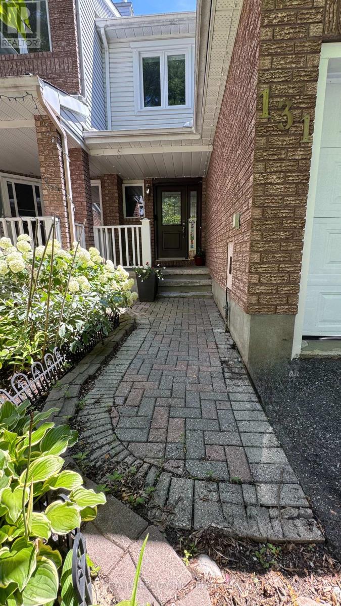 131 Markland Crescent, Ottawa, Ontario  K2G 5Z8 - Photo 1 - X13554874