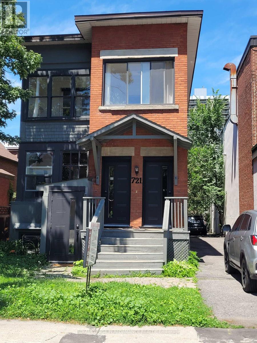 721 B Cooper Street, Ottawa, Ontario  K1R 5J5 - Photo 1 - X13554954