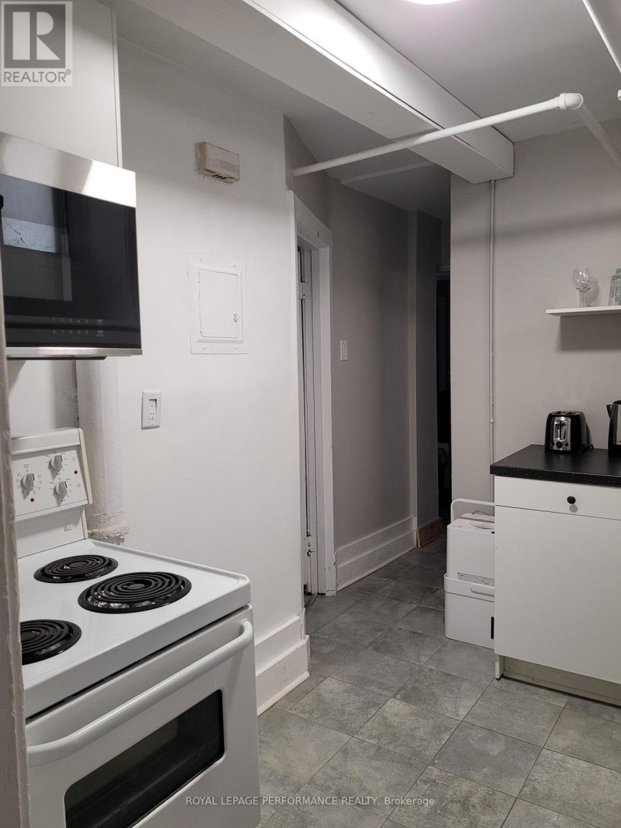 721 B Cooper Street, Ottawa, Ontario  K1R 5J5 - Photo 13 - X13554954