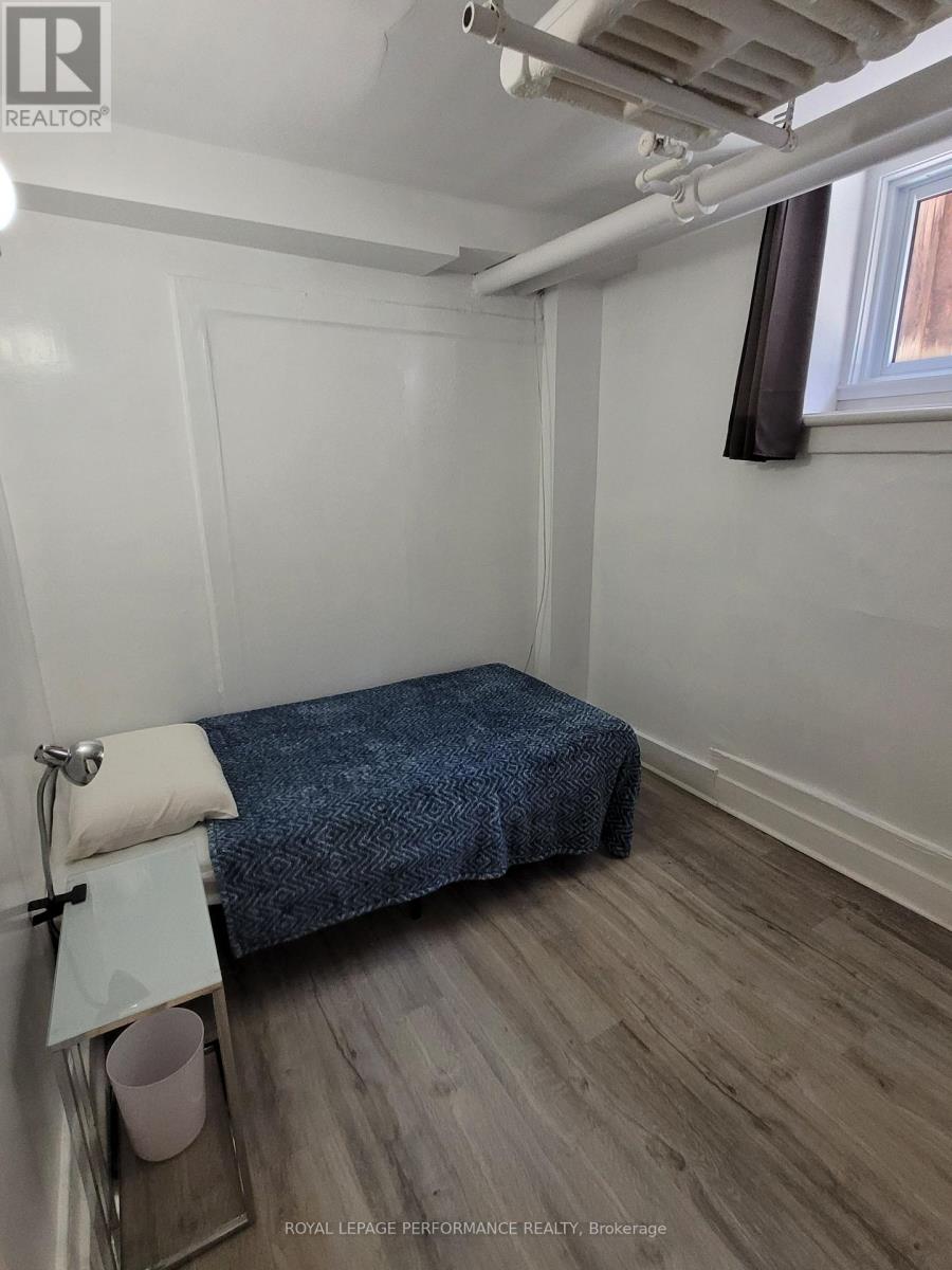 721 B Cooper Street, Ottawa, Ontario  K1R 5J5 - Photo 16 - X13554954