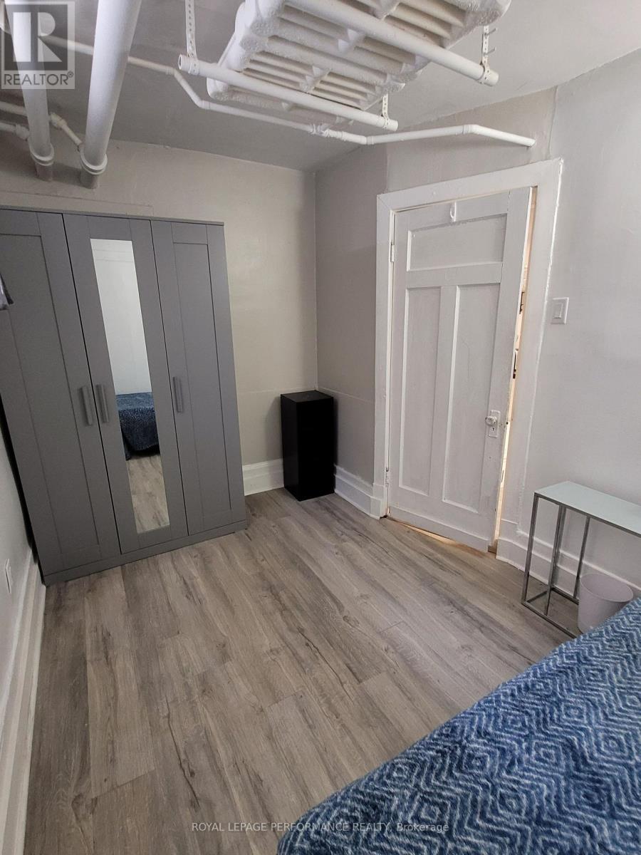 721 B Cooper Street, Ottawa, Ontario  K1R 5J5 - Photo 17 - X13554954