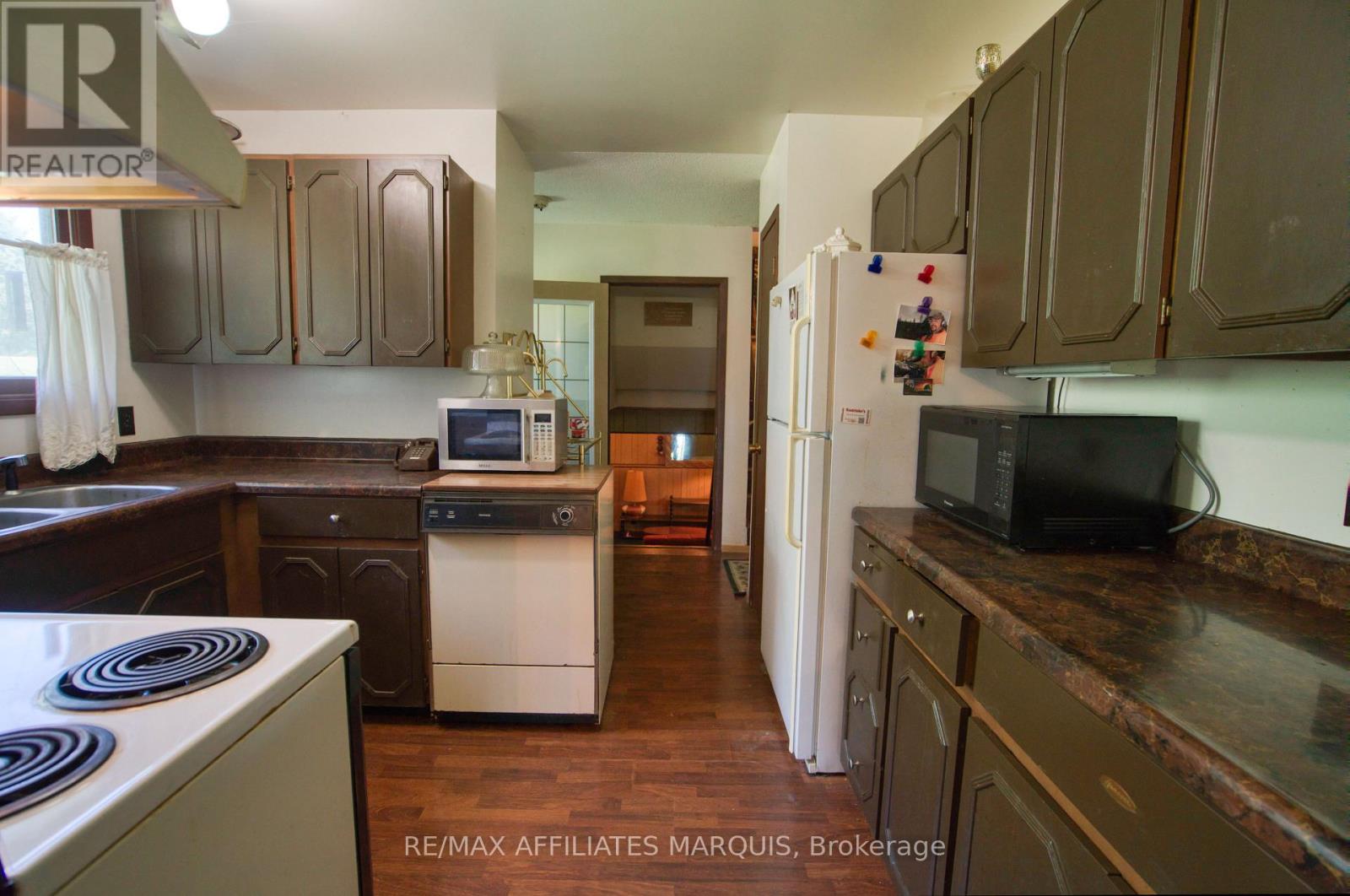 84 Bedford Street, Westport, Ontario  K0G 1X0 - Photo 8 - X13555054