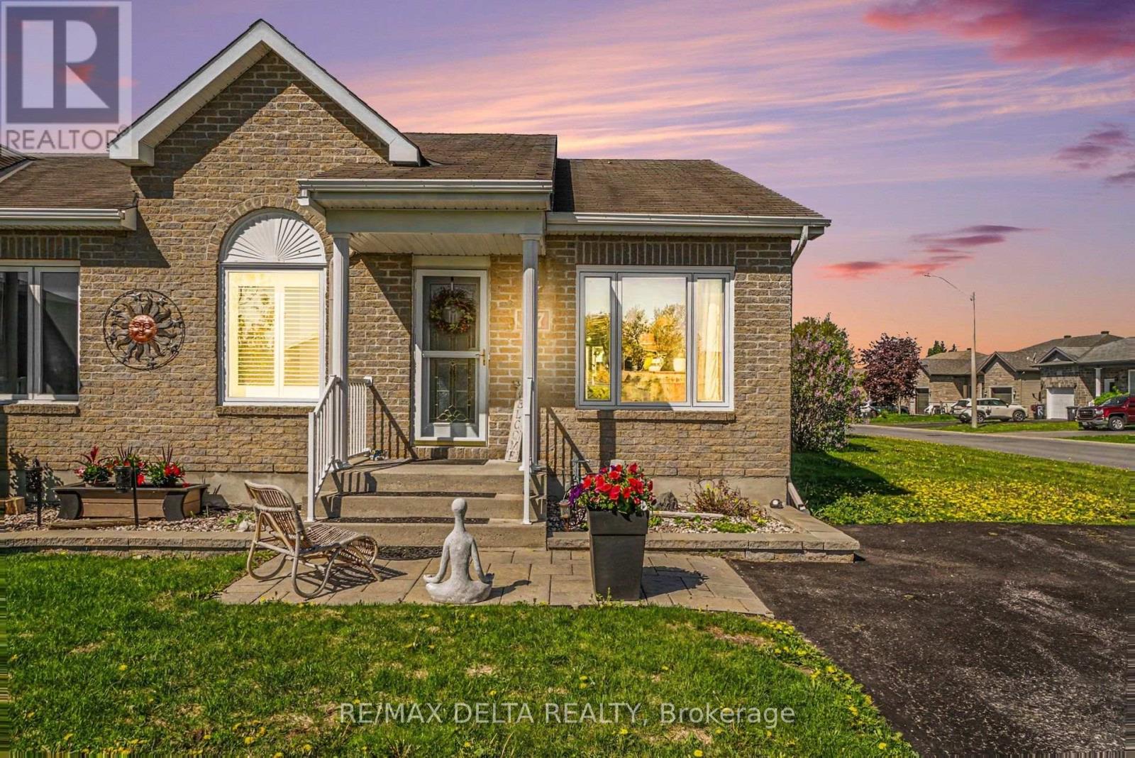 117 Panorama Avenue, Alfred And Plantagenet, Ontario  K0A 3K0 - Photo 1 - X13555080