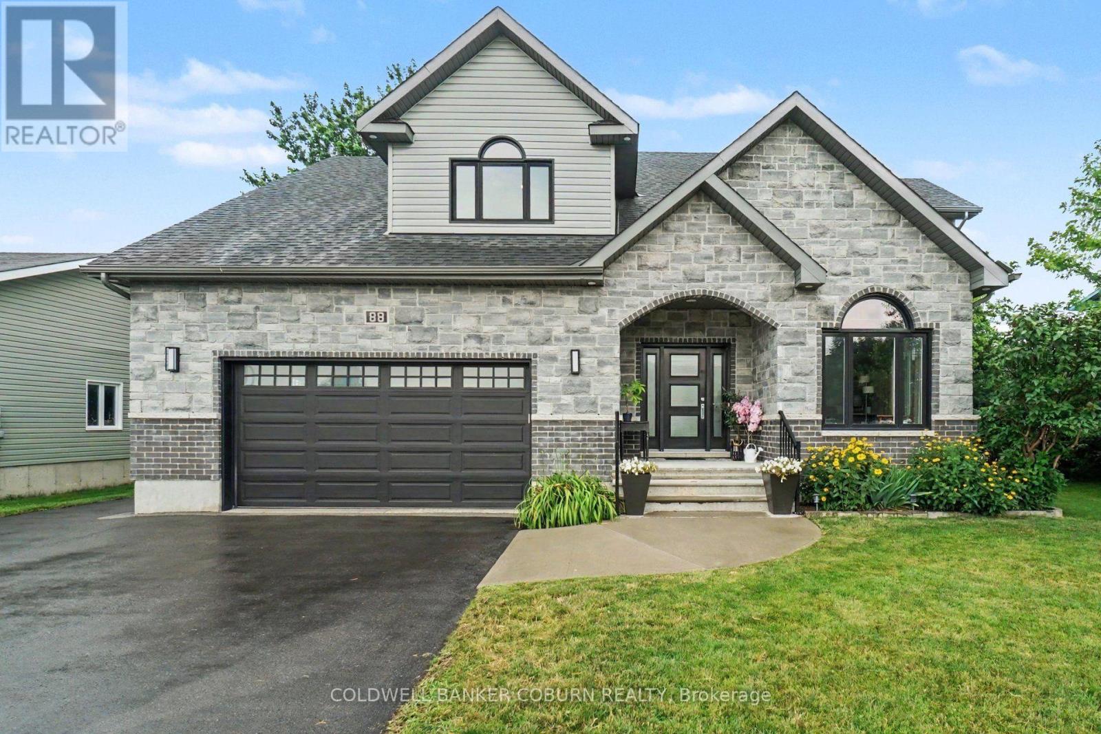 88 Tabitha Crescent, North Dundas, Ontario  K0C 1H0 - Photo 1 - X13555104