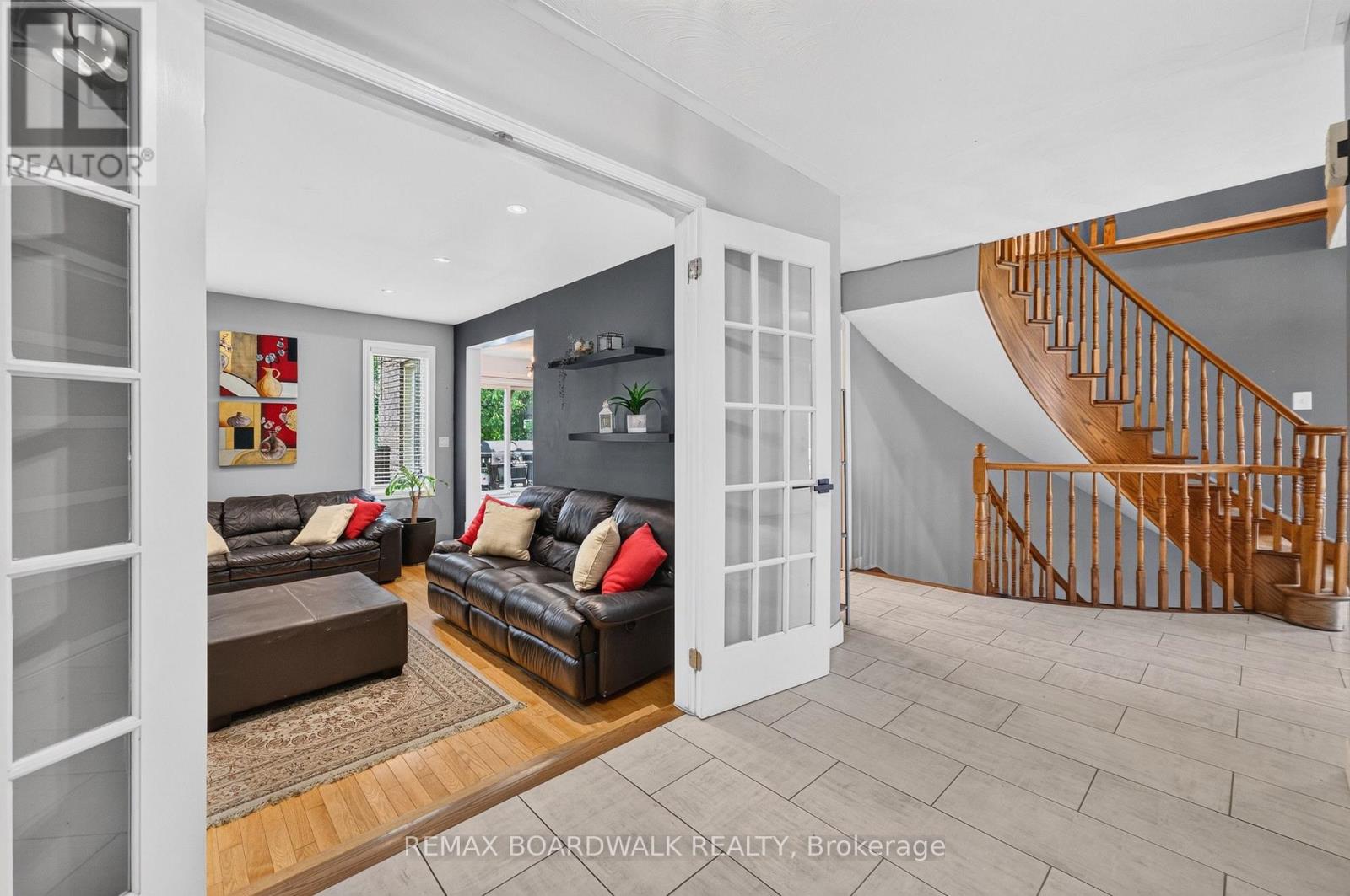 86 Vanstone Drive, Ottawa, Ontario  K2L 3T1 - Photo 12 - X13555290