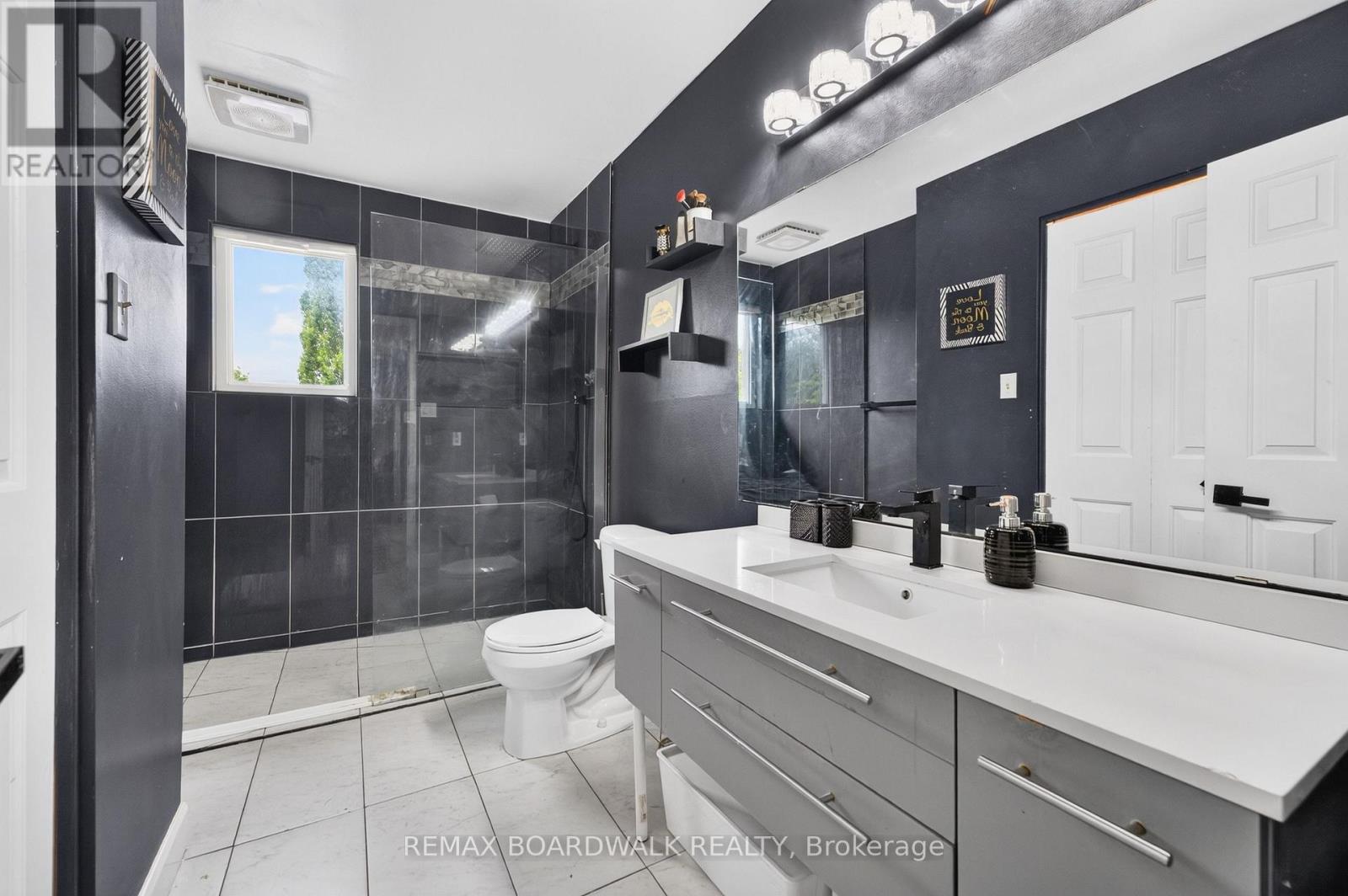 86 Vanstone Drive, Ottawa, Ontario  K2L 3T1 - Photo 30 - X13555290