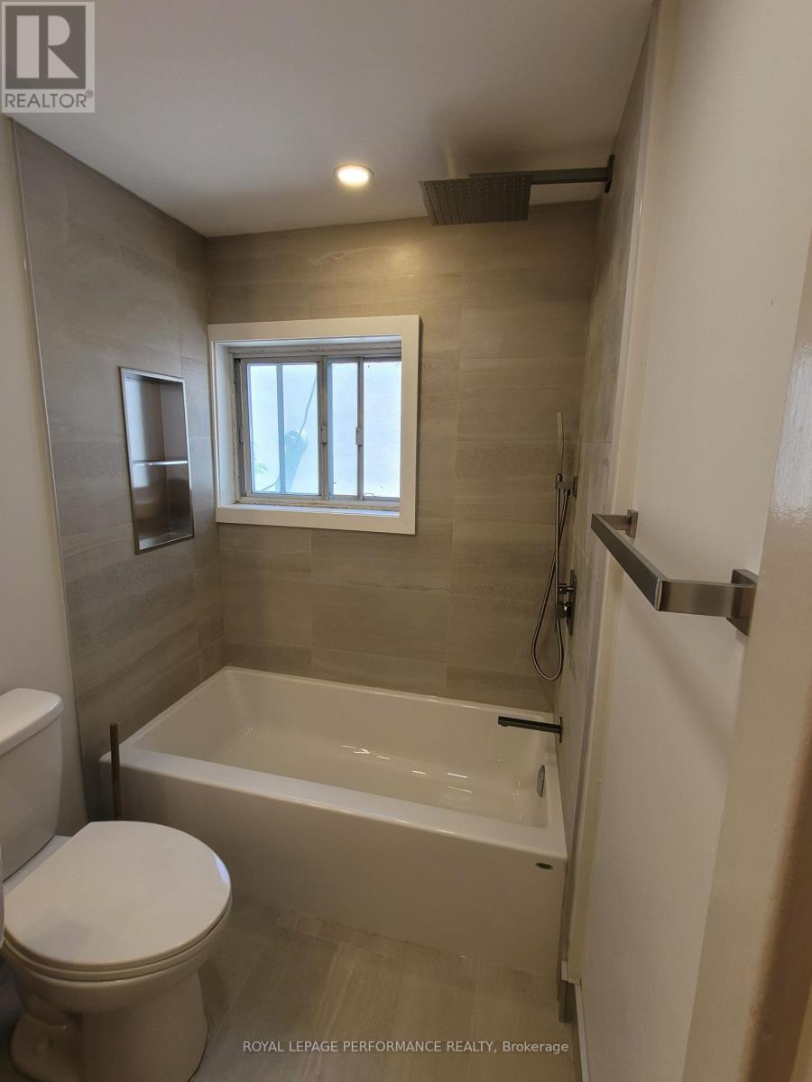 721 C Cooper Street, Ottawa, Ontario  K1R 5J5 - Photo 13 - X13555350