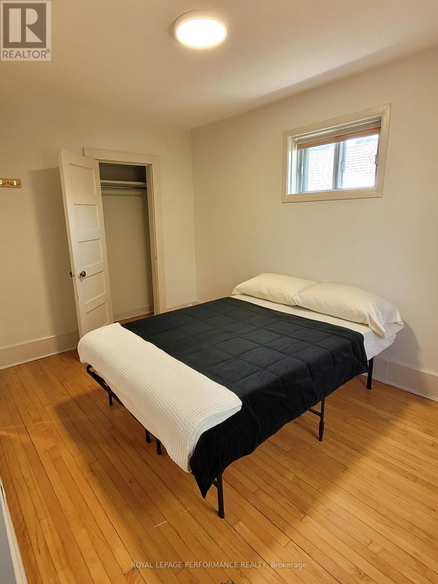 721 C Cooper Street, Ottawa, Ontario  K1R 5J5 - Photo 15 - X13555350