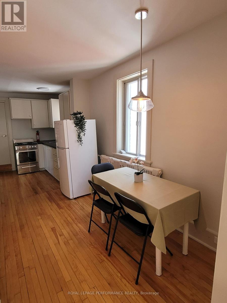 721 C Cooper Street, Ottawa, Ontario  K1R 5J5 - Photo 8 - X13555350