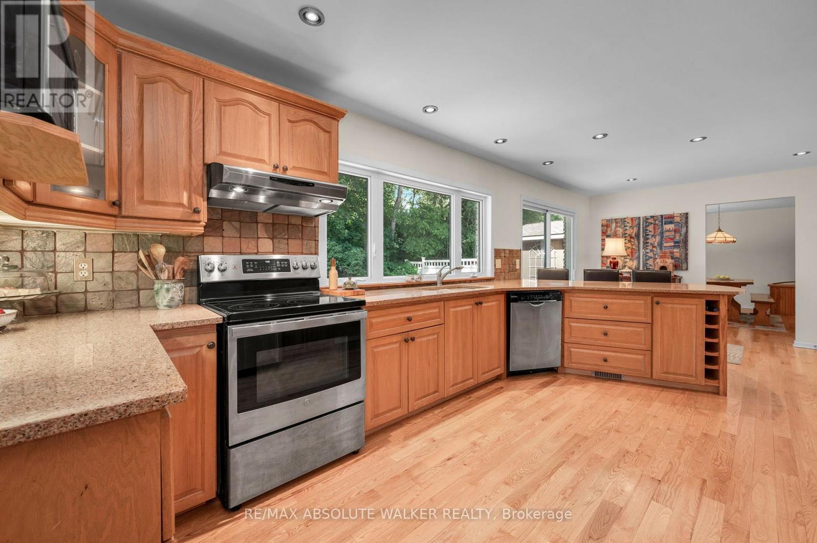 535 Buchanan Crescent, Ottawa, Ontario  K1J 7V2 - Photo 14 - X13555856