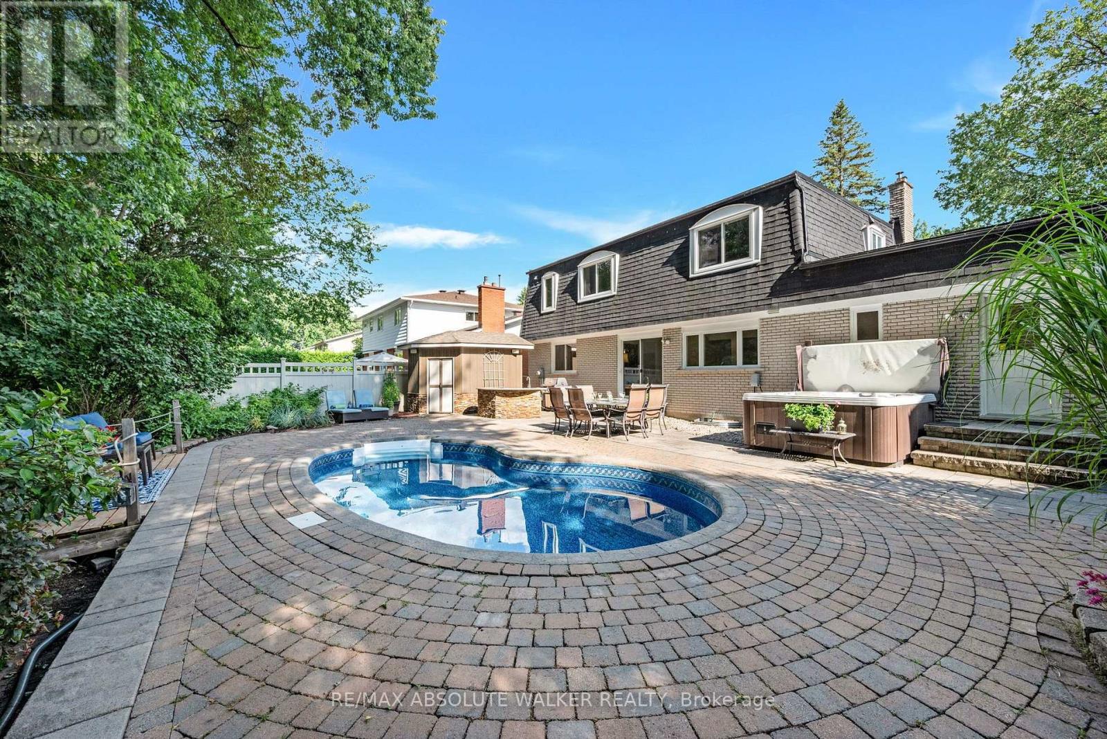 535 Buchanan Crescent, Ottawa, Ontario  K1J 7V2 - Photo 3 - X13555856