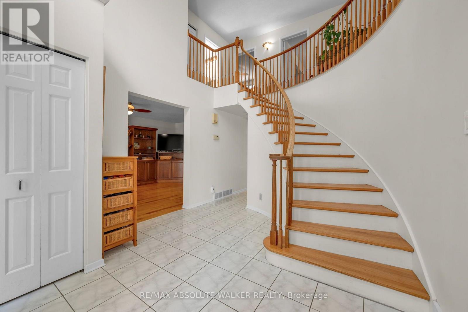 535 Buchanan Crescent, Ottawa, Ontario  K1J 7V2 - Photo 7 - X13555856