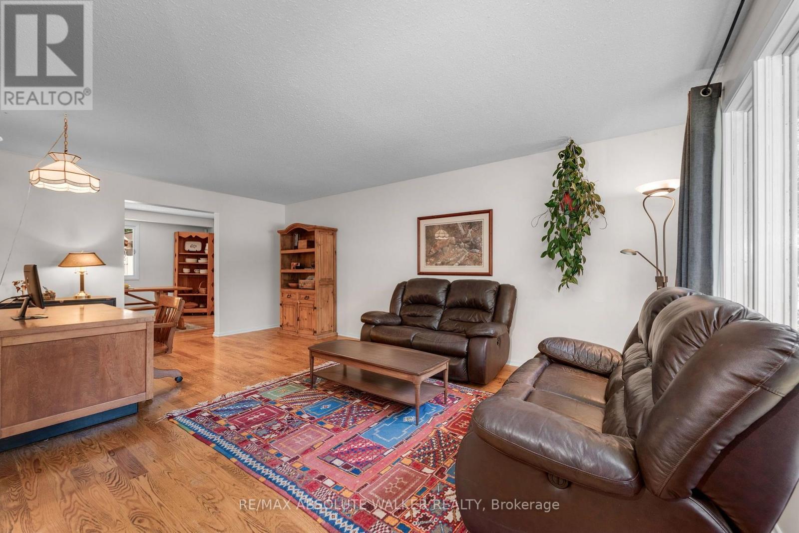 535 Buchanan Crescent, Ottawa, Ontario  K1J 7V2 - Photo 8 - X13555856
