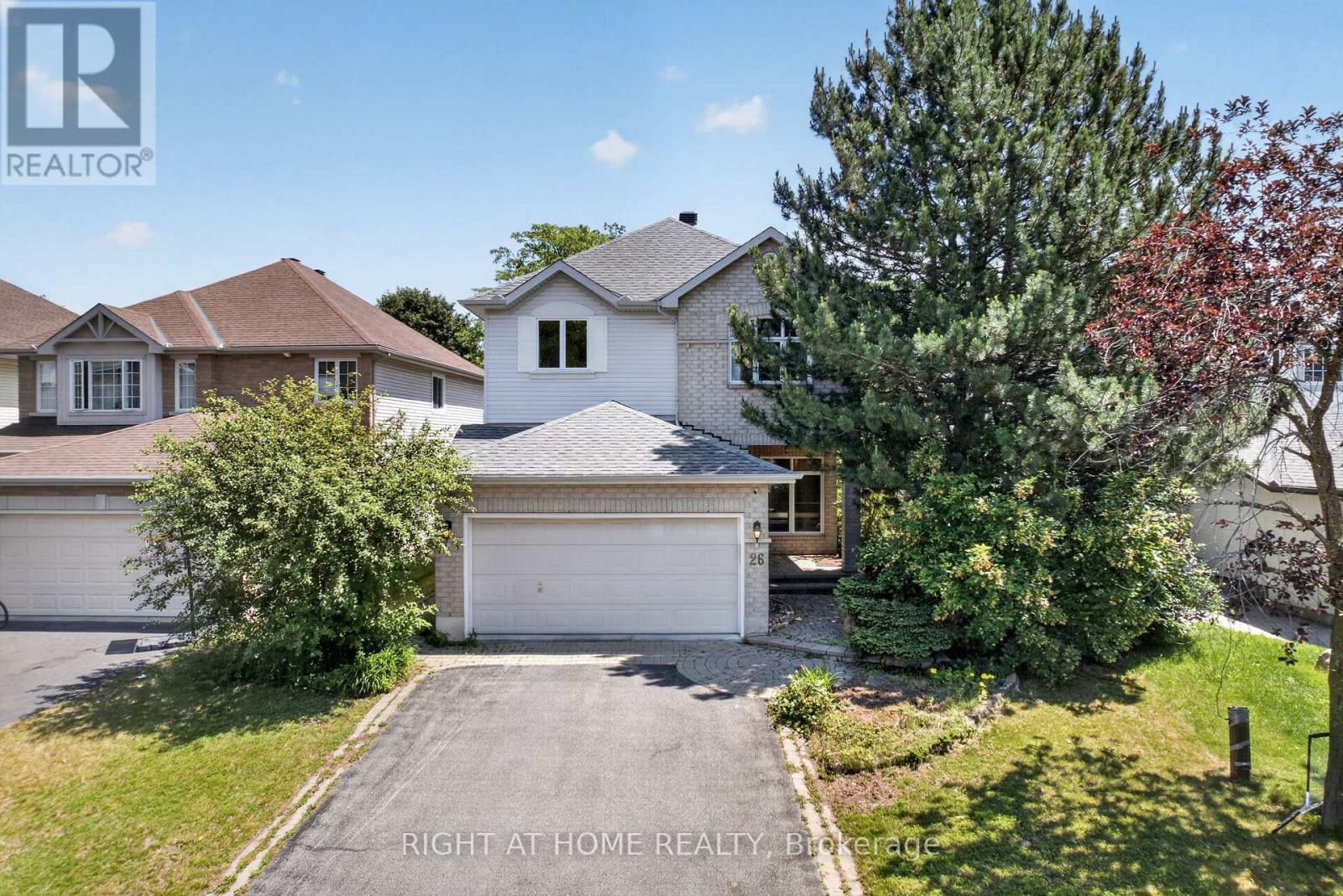 26 Evanshen Crescent, Ottawa, Ontario  K2K 2Z6 - Photo 1 - X13555860