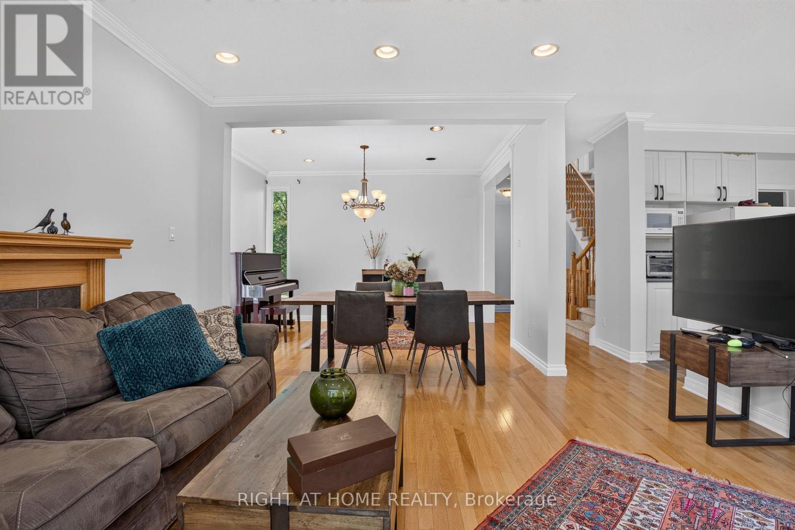 26 Evanshen Crescent, Ottawa, Ontario  K2K 2Z6 - Photo 14 - X13555860