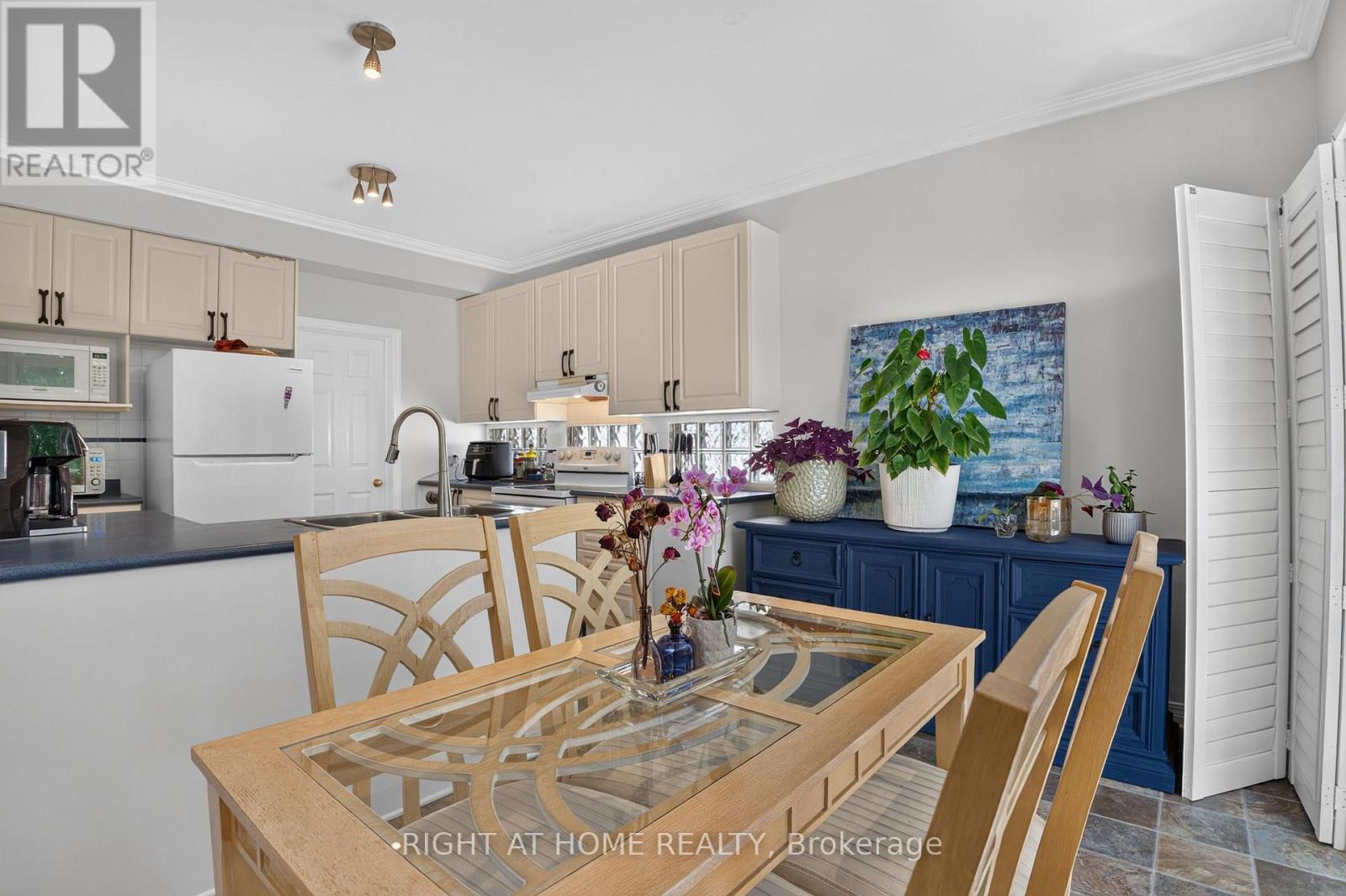 26 Evanshen Crescent, Ottawa, Ontario  K2K 2Z6 - Photo 17 - X13555860