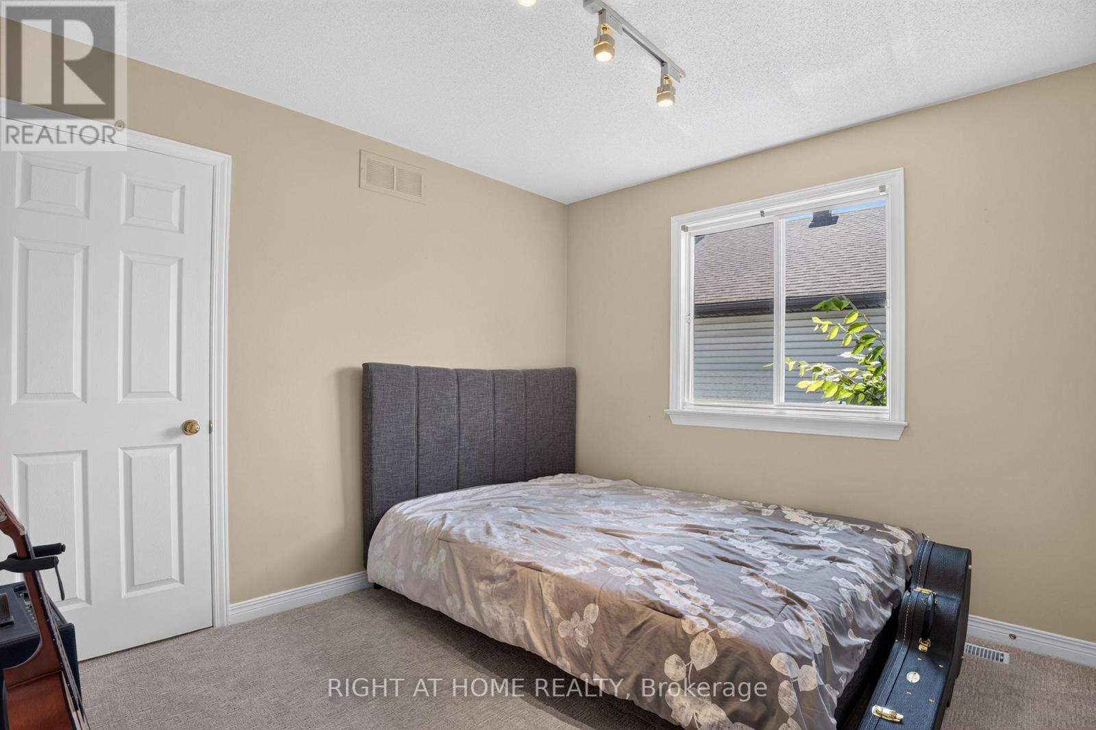 26 Evanshen Crescent, Ottawa, Ontario  K2K 2Z6 - Photo 30 - X13555860