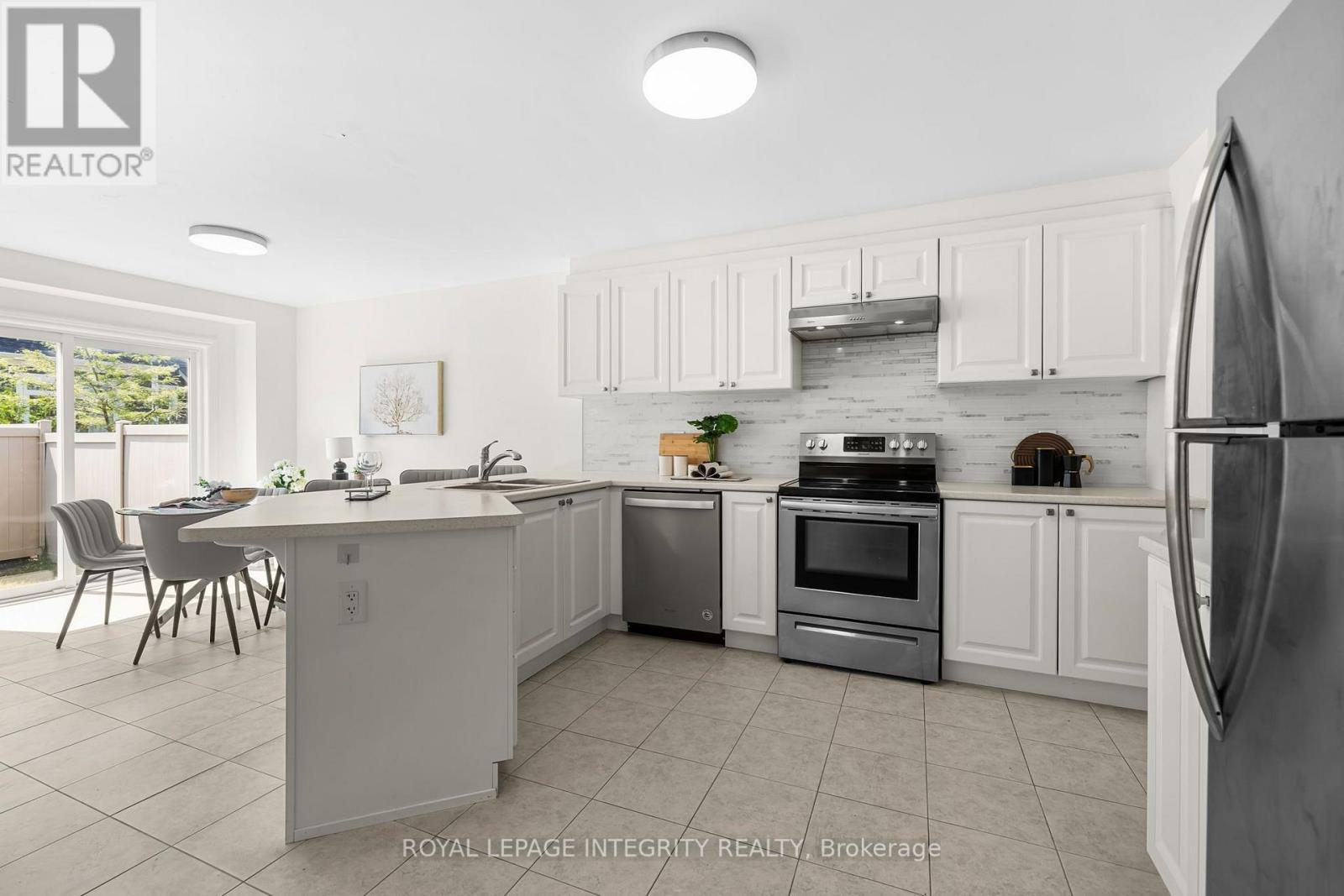 1002 Laburnum Walk, Ottawa, Ontario  K2V 0N4 - Photo 18 - X13555908