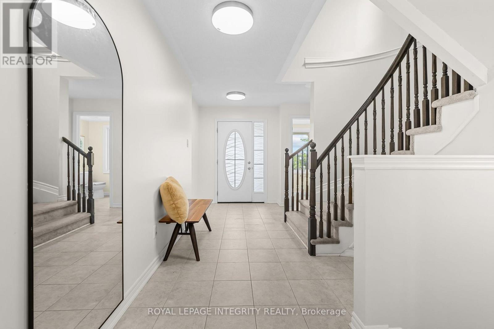 1002 Laburnum Walk, Ottawa, Ontario  K2V 0N4 - Photo 4 - X13555908