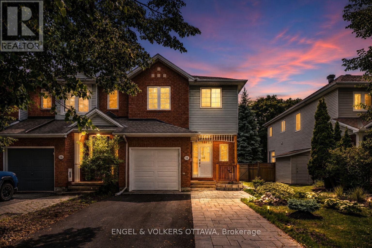 18 Cambray Lane, Ottawa, Ontario  K2K 3C3 - Photo 1 - X13555946