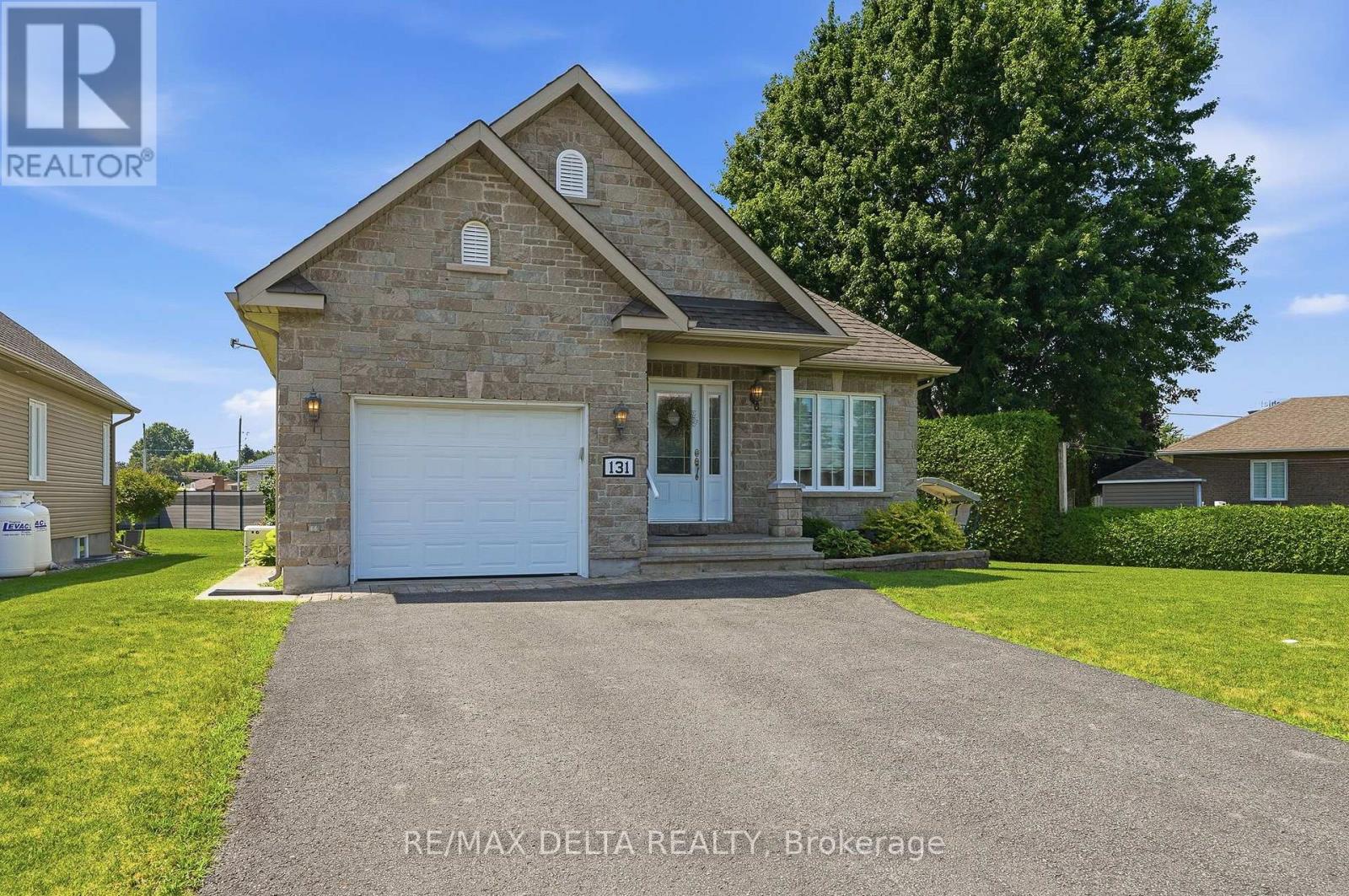 131 Caledonia Road, The Nation, Ontario  K0C 2B0 - Photo 2 - X13556016